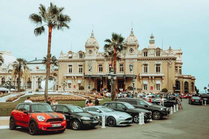 În 1856 era inaugurat Casino de Monte Carlo din Monaco.